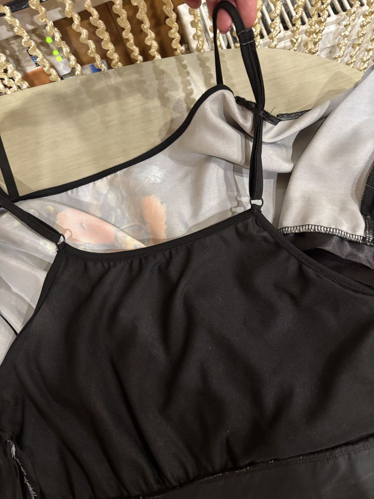 Шикарное платье в стиле Dolce Gabbana