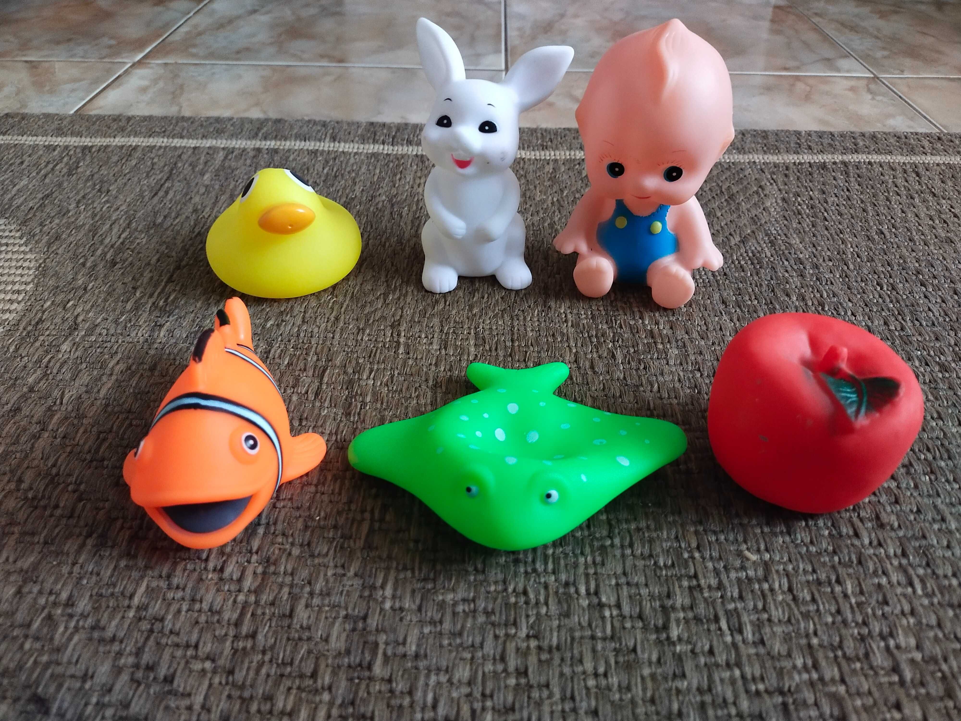 Іграшки для купання