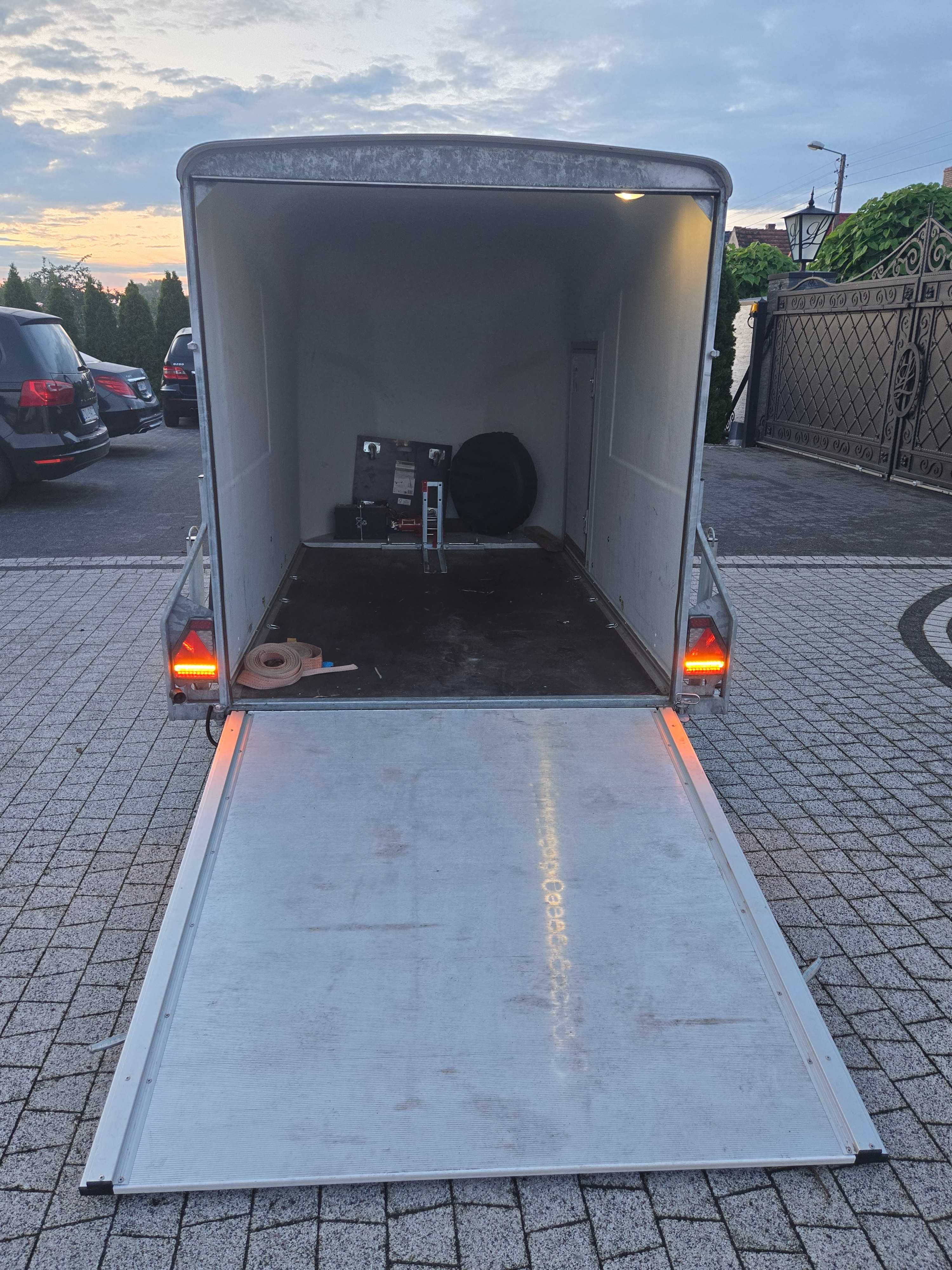 Przyczepa furgon kontener Debon Cargo