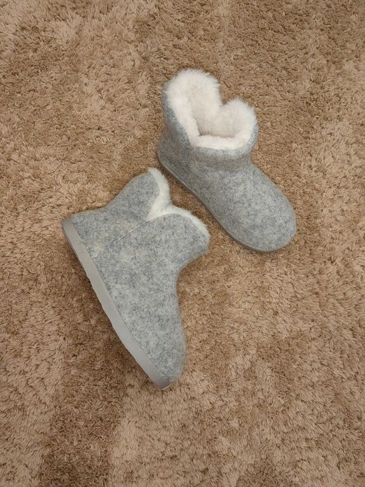 Зимові чоботи Zara 28 для дівчинки чобітки дутіки черевички