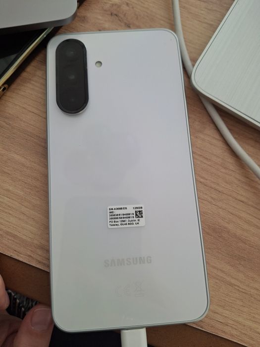 Samsung a36 uszkpdpzny kupione czerwiec 2025