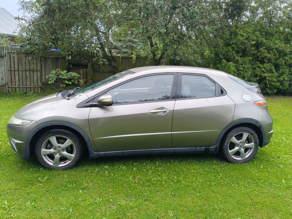Honda Civic ufo 2.2 ictdi