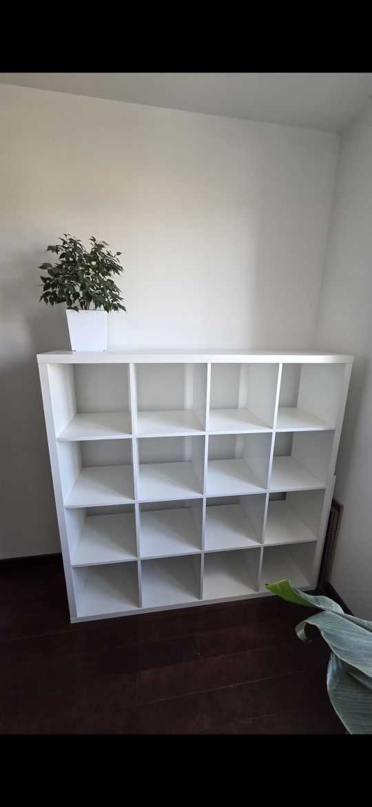 Komoda regał KALLAX 4 X 4 147cmx 147cm