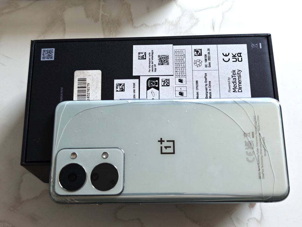 OnePlus Nord 2T 5G + nowy ekran i folie, etui smartfon