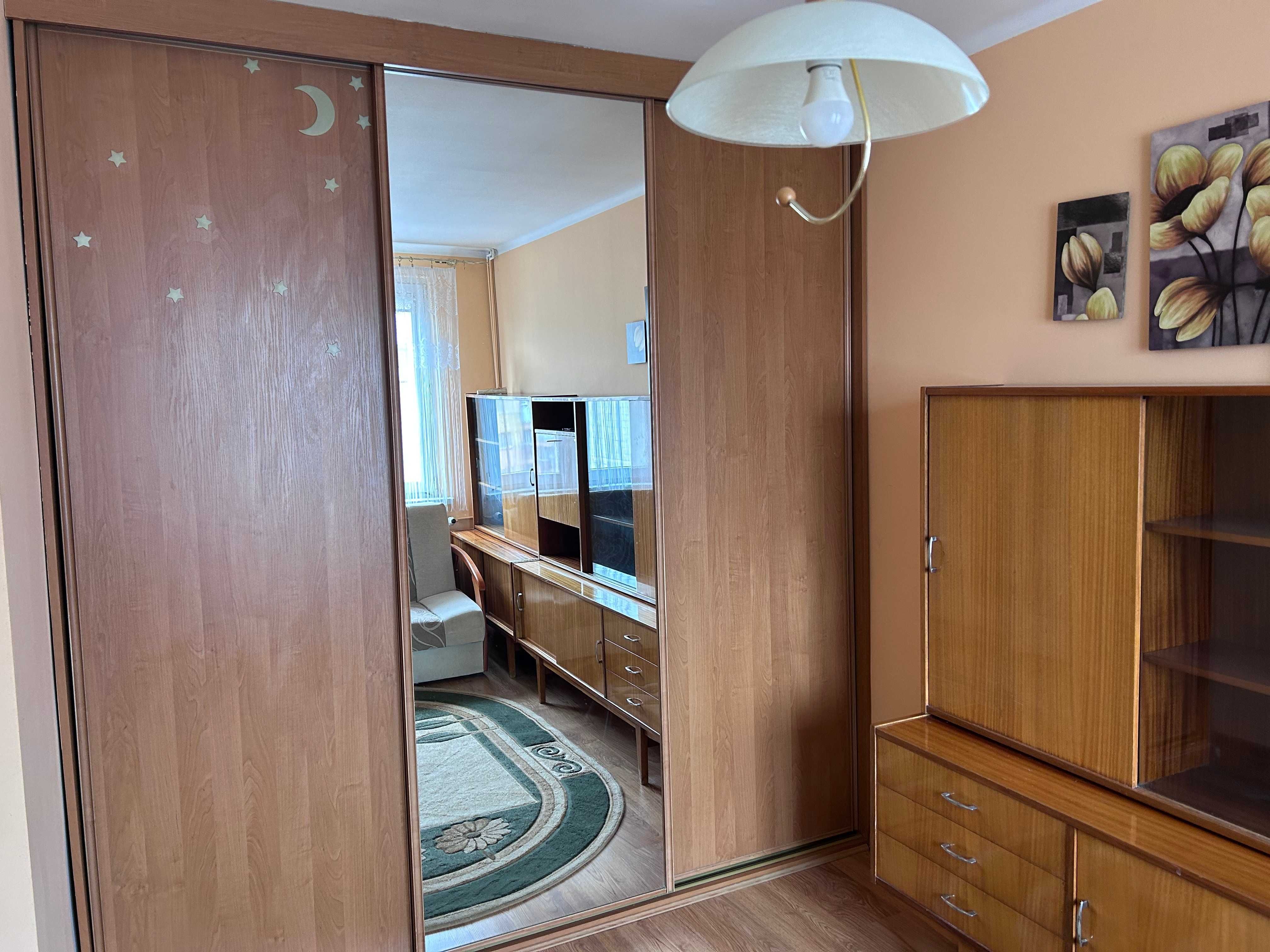 Mieszkanie dwupokojowe, 42 m2, Plac Wolności, centrum