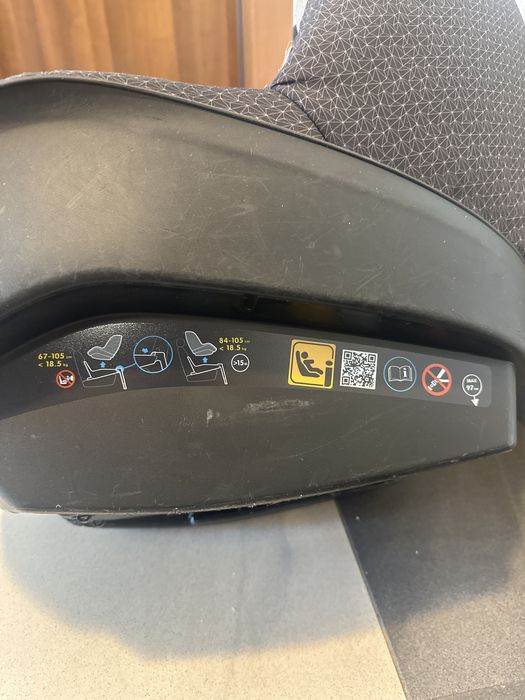 Fotelik samochodowy Maxi Cosi 2wayPearl z bazą isofix