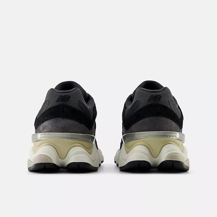 Розпродаж! Оригінальні кросівки New Balance 9060, U9060BLC, 8,5-11 US