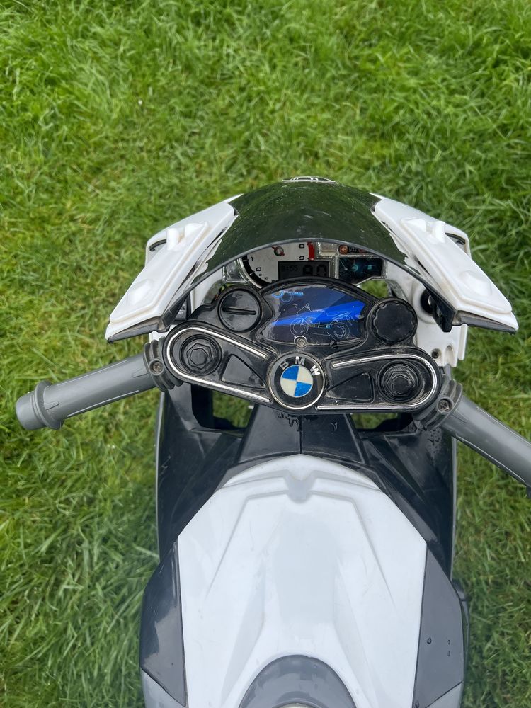 Електричний мотоцикл BMW