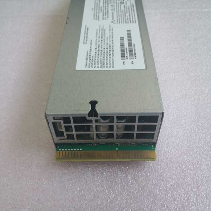 Lenovo 1600W Power Supply – Server Power Supply64284545906945122