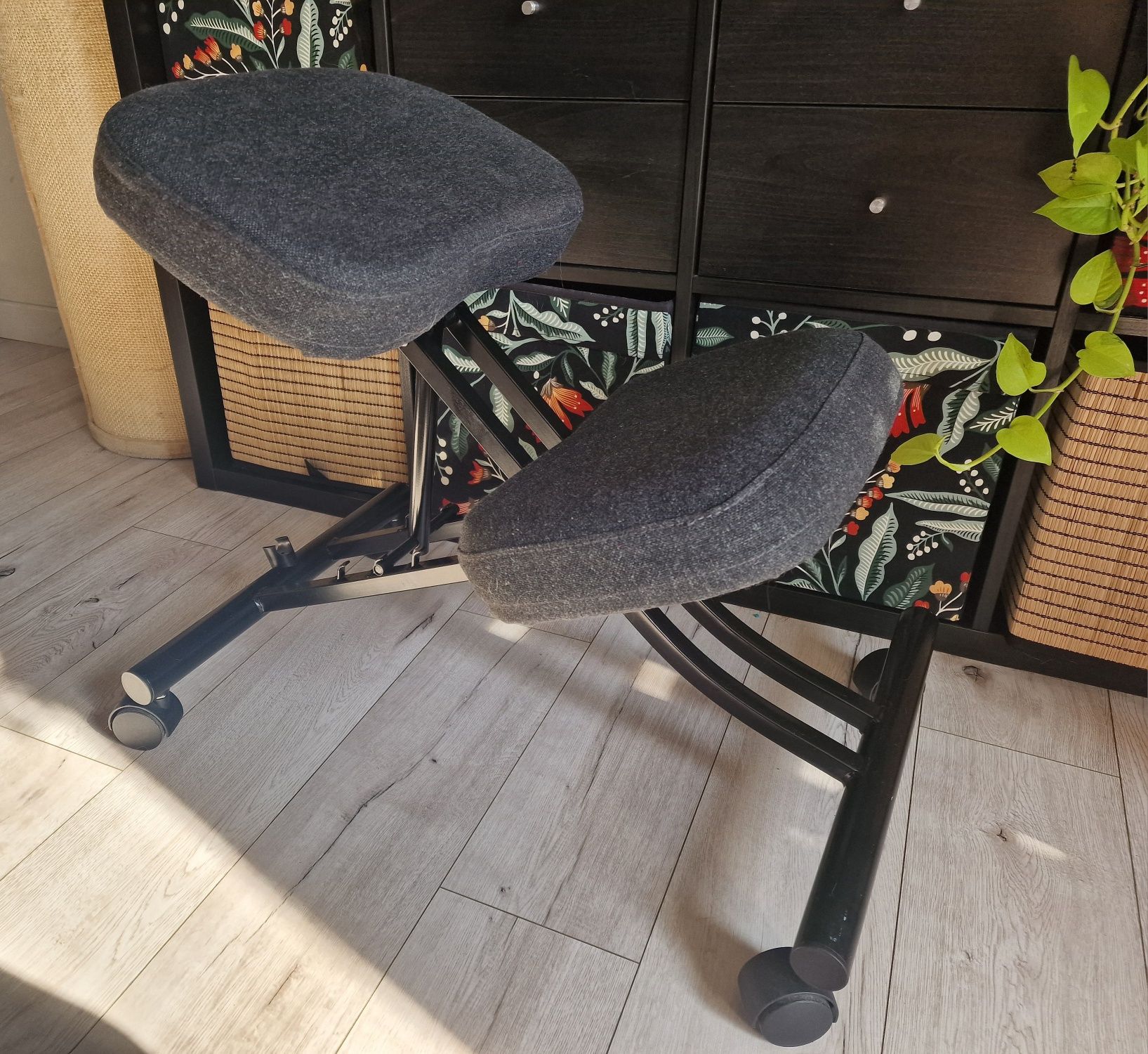 Krzesło klęcznik / klękosiad IKEA EIFRED