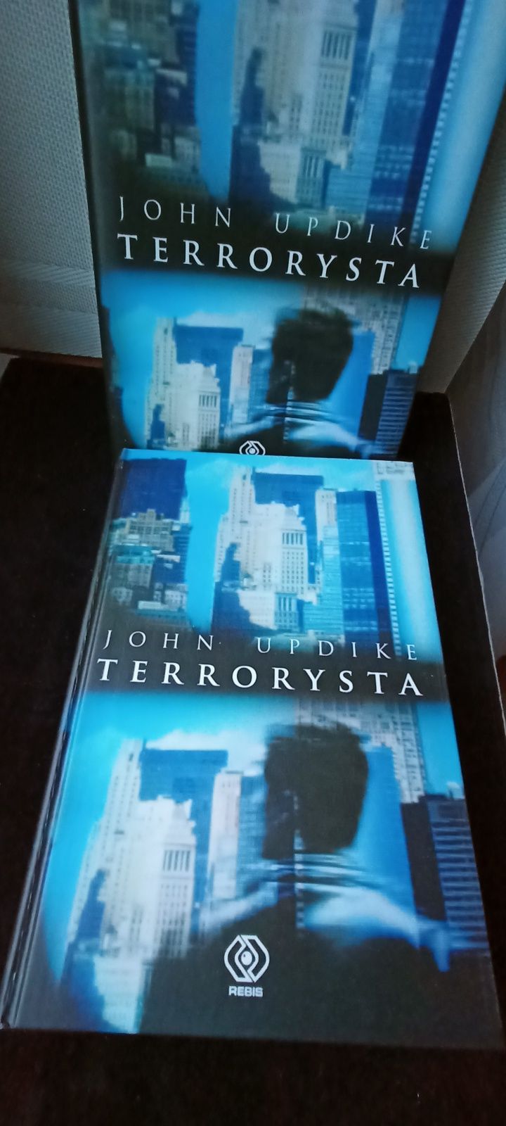 Książka - Terrorysta - John Updike.