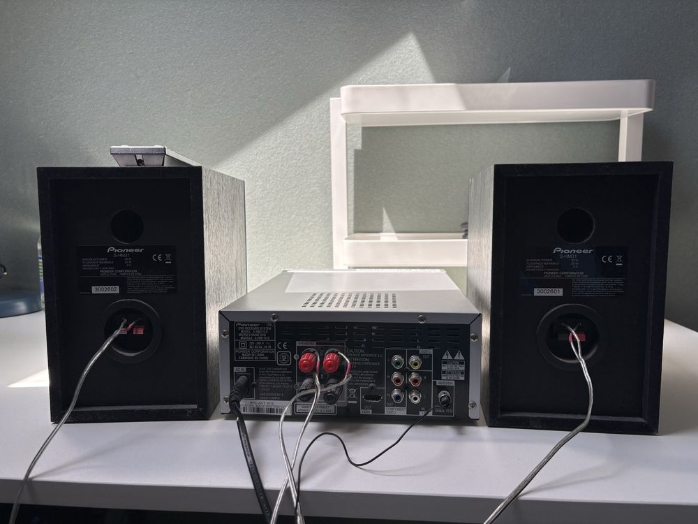 Wieza Pioneer X-HM31V-S NIE brak podstawki na telefon