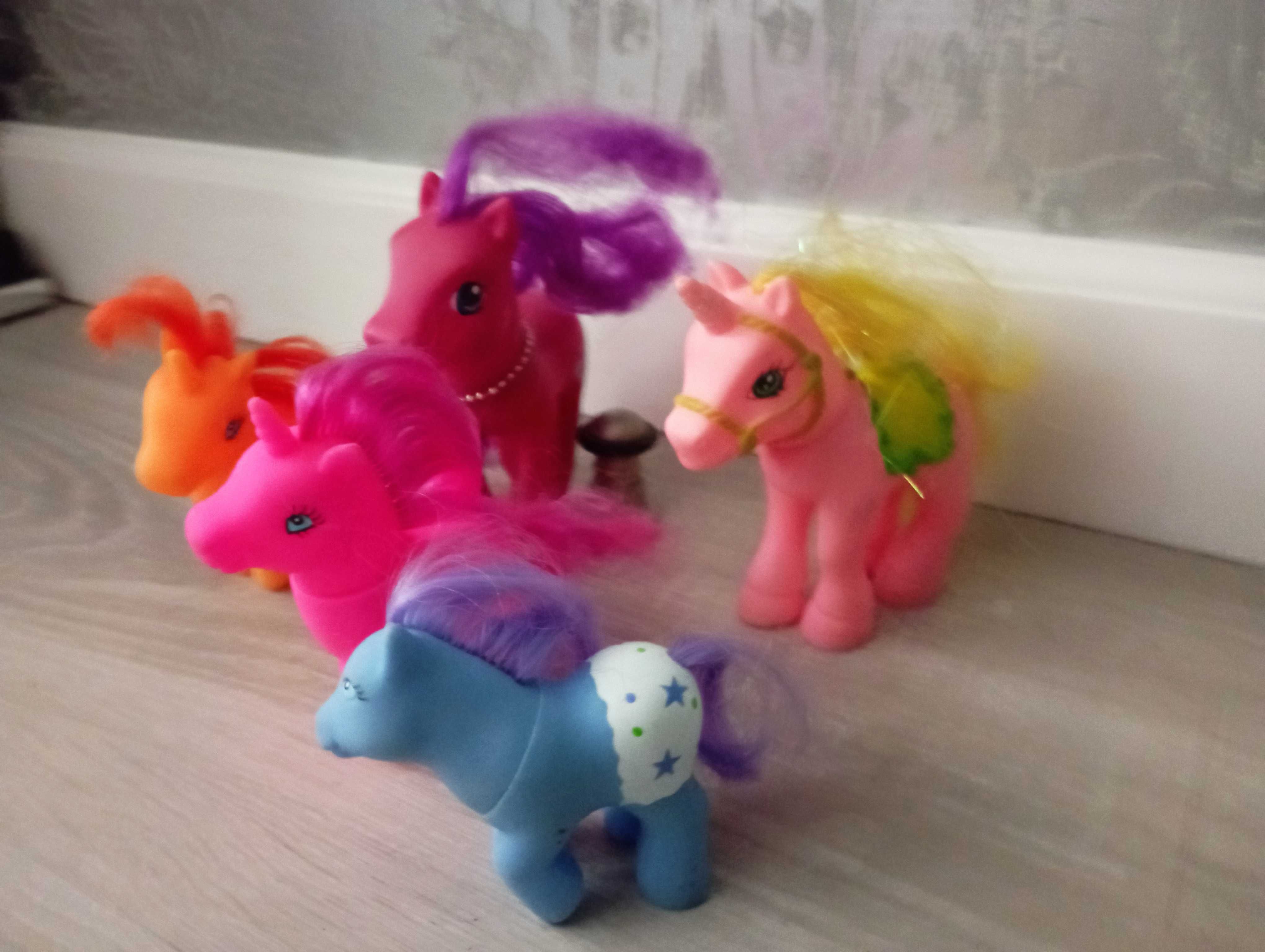 Zestaw 5 figurek kucyki i jednorożce