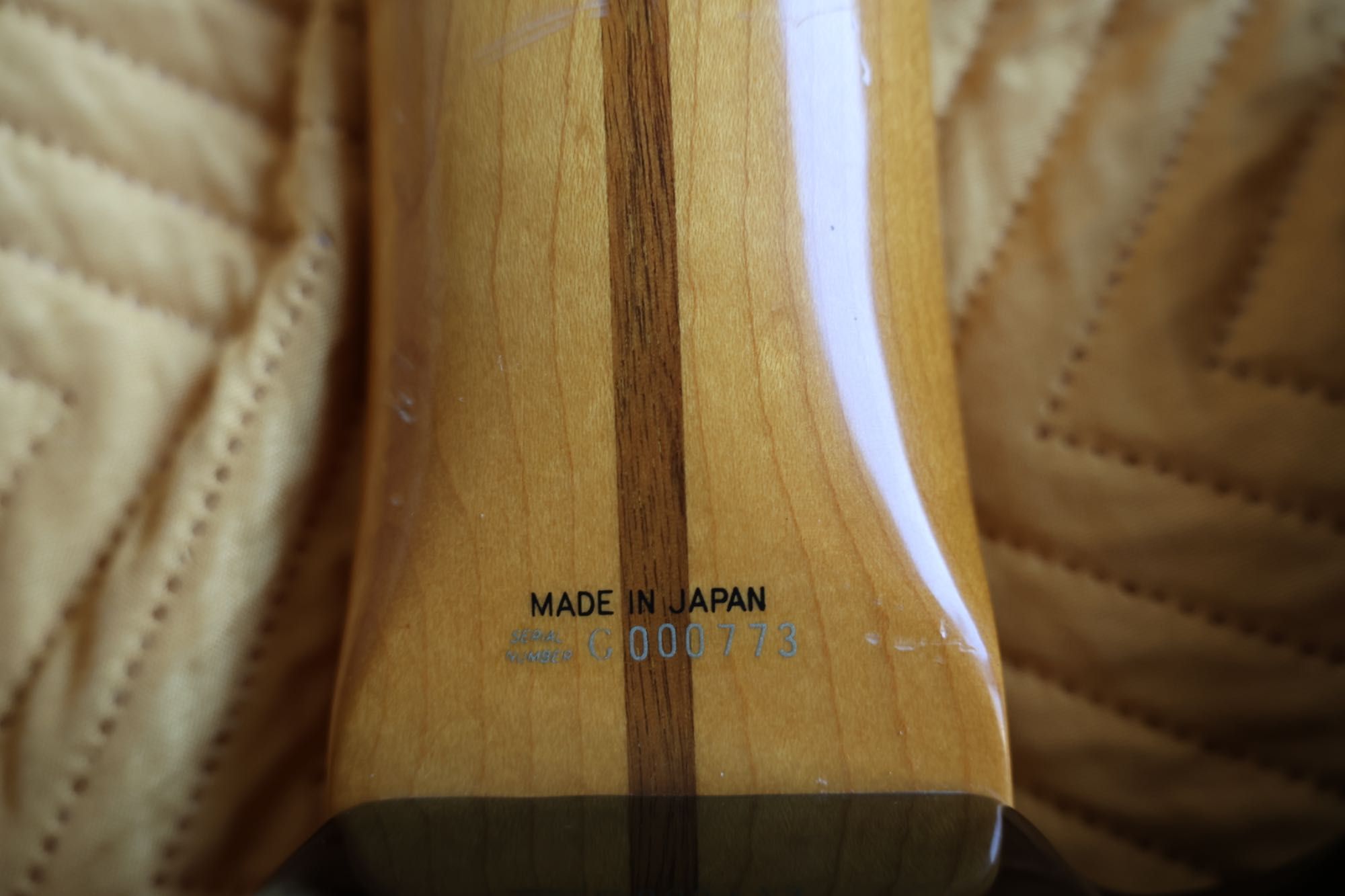 Gitara basowa Fender Precision Bass MIJ 1987-88