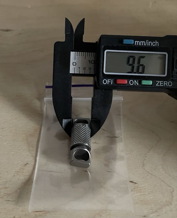 Швидкозʼємний титаноний карабін + ПОДАРУНОК!