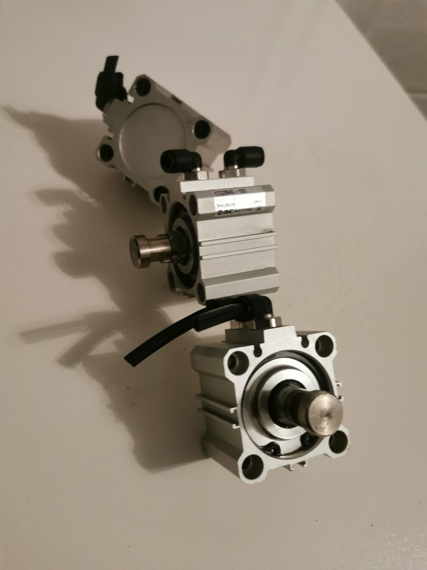 SMC ECQ2B40-10 siłownik