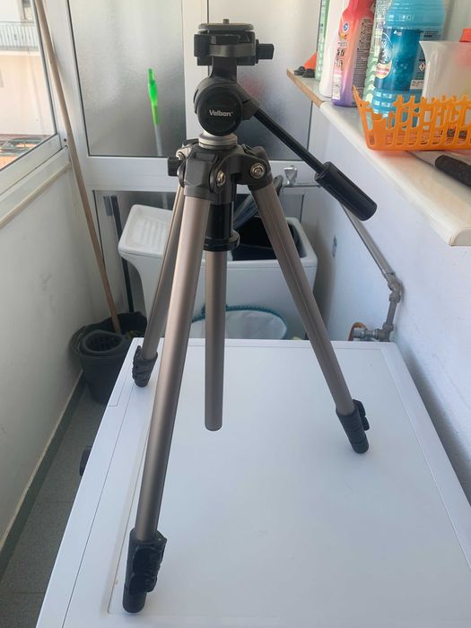 Tripé Velbon Sherpa 200R