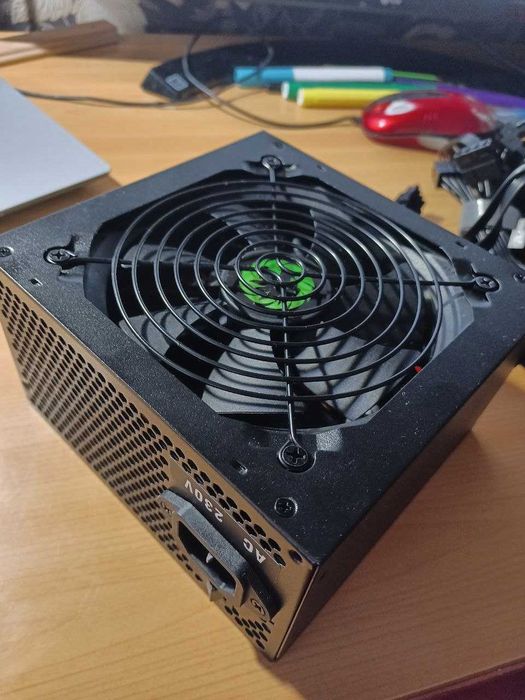 блок живлення Gamemax GM-700 APFC Black