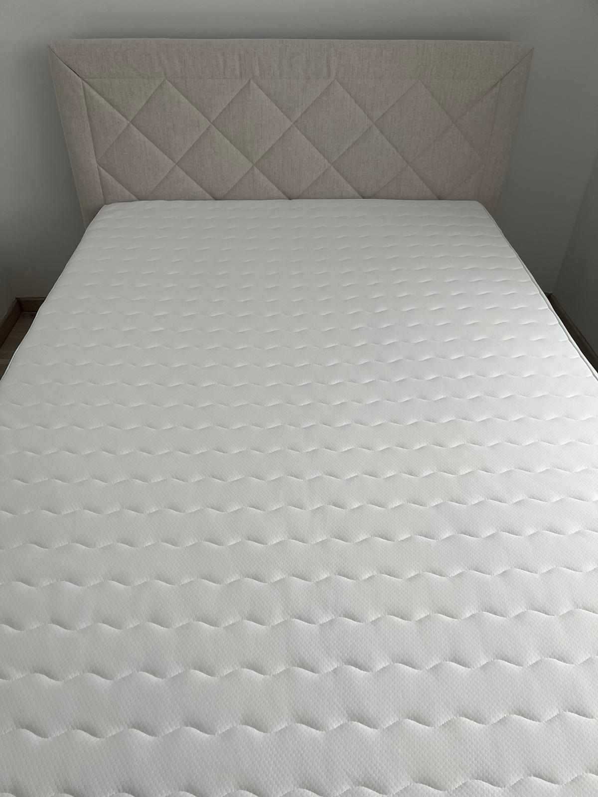 Łóżko tapicerowane Zalea 140x200 z pojemnikiem beżowe BRW