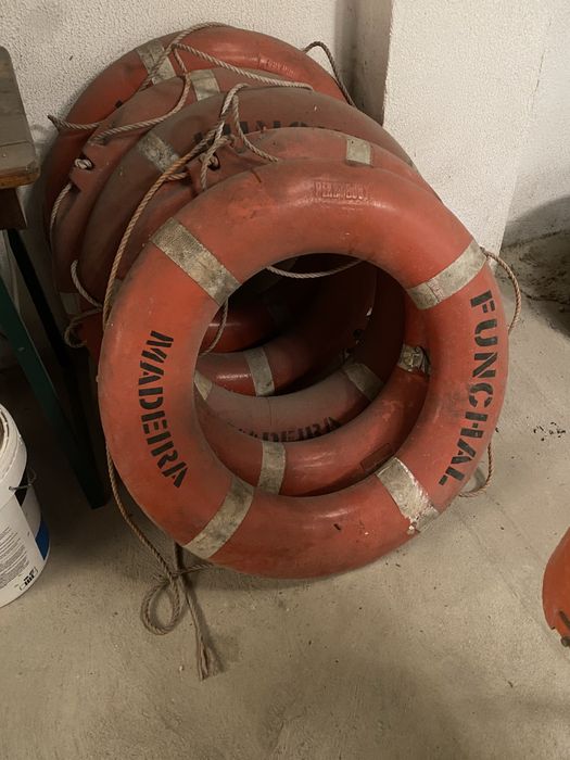 Boias salva vidas “paquete Funchal”