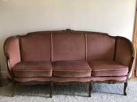 Sofa klasyczna stylowa, różowa