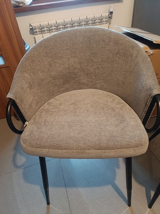 Nowe! Krzesła szare kubełkowe