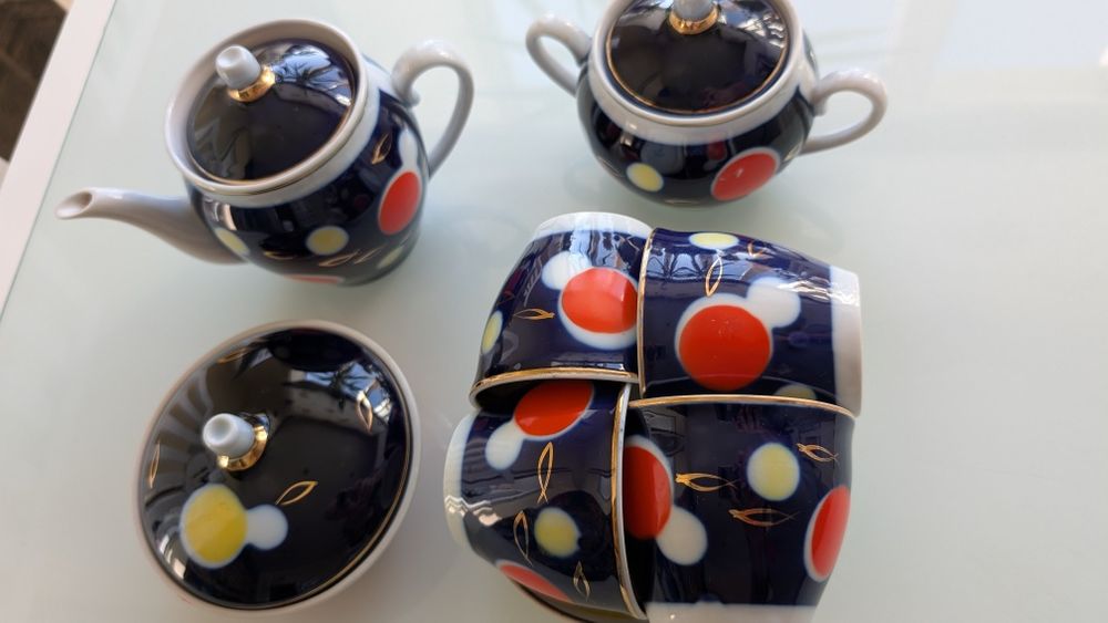 Чайний сервіз "Вогні цирку" Полонне, 60 р.