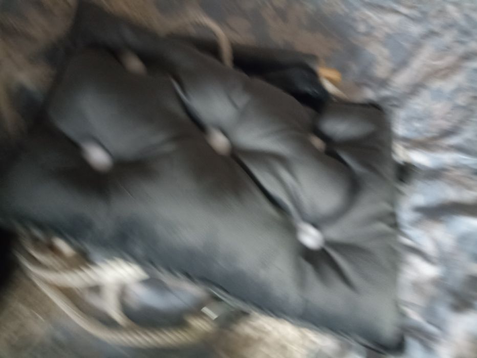 Huśtawka dla dzieci z tapicerowaną poduszką