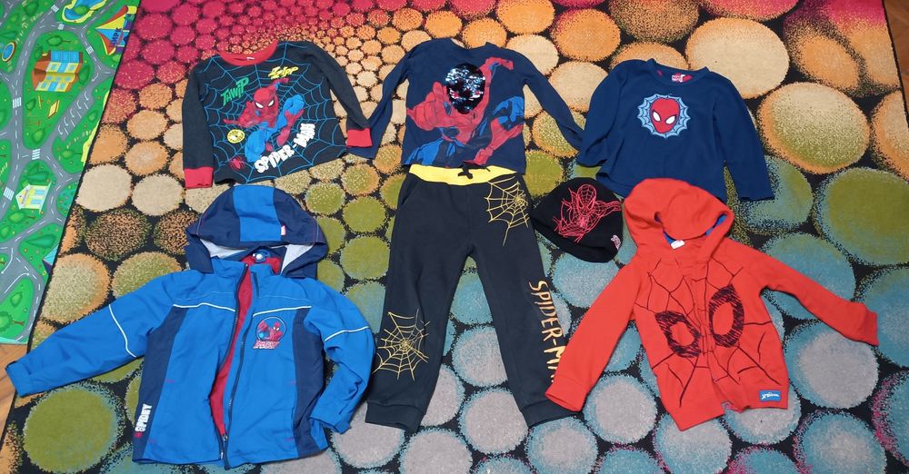 Крутитий набір одягу на вік 4-5 р з спайдерменом. Лот речей Spiderman