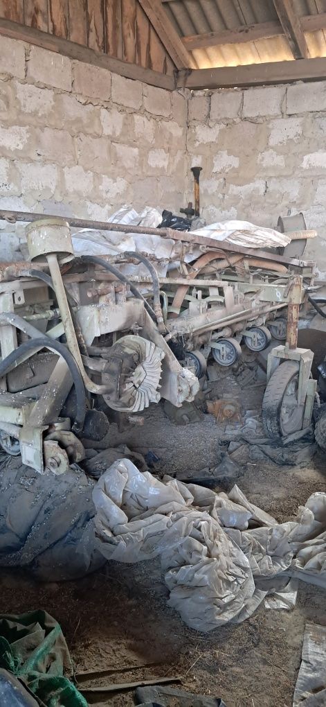 Продам сівалку бурякову 12 рядну точного висіву