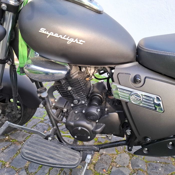 Moto Keeway Superlight 125cc 2024