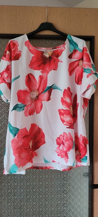 Komplet damski  kwiaty