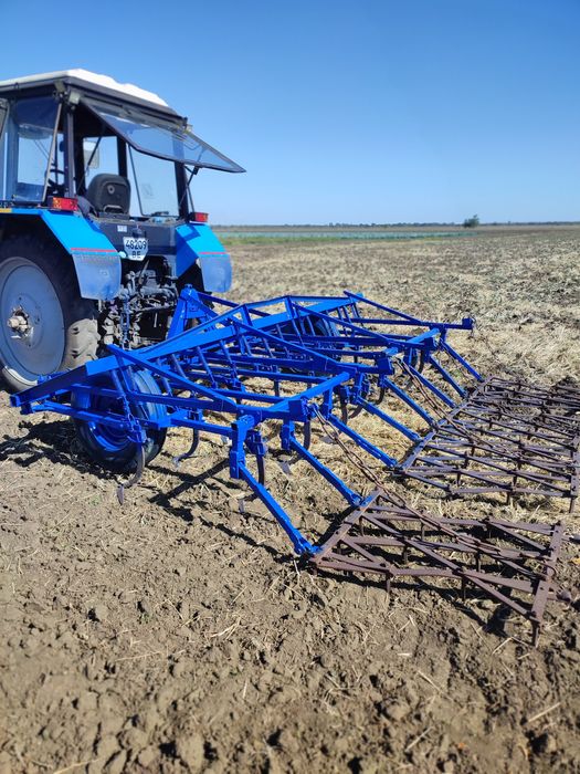 Продаю навісний культиватор