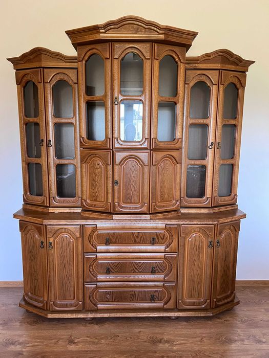 Drewniana Witryna/Kredens/Komoda + Stół