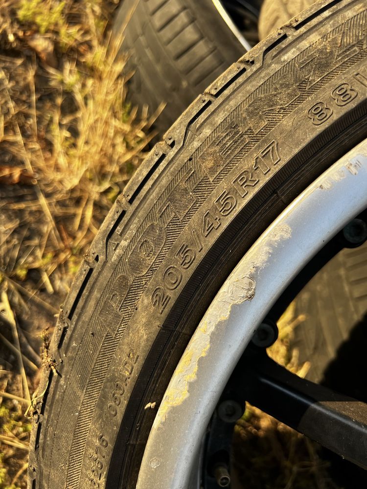 Комплект автомобільних Дисків r17 4x100