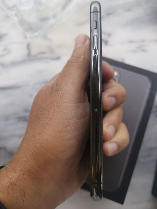 IPhone 11 pro space Gray 64gb  bom estado