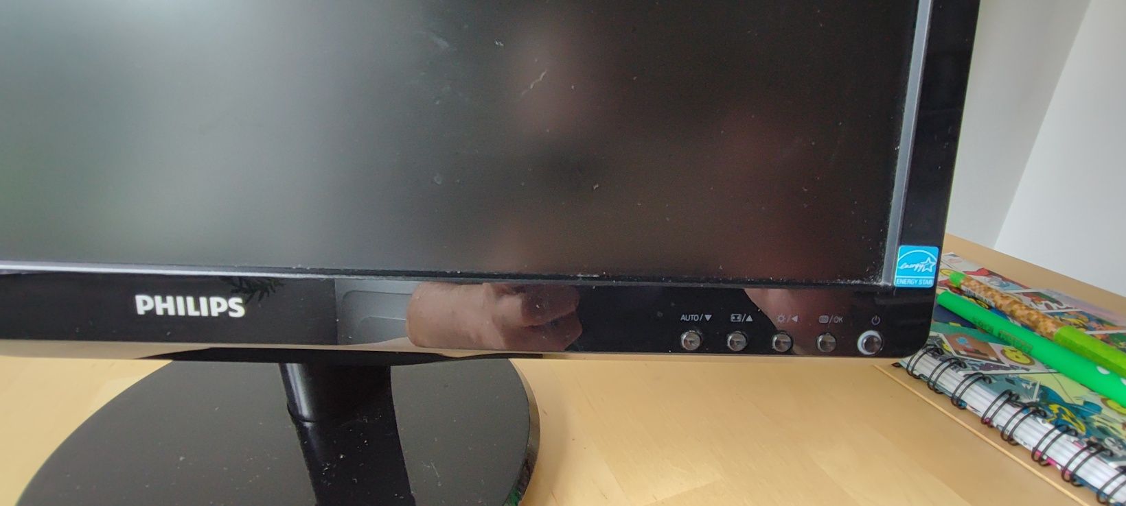 Monitor Philips 196v LED 18,5 1366x768 px