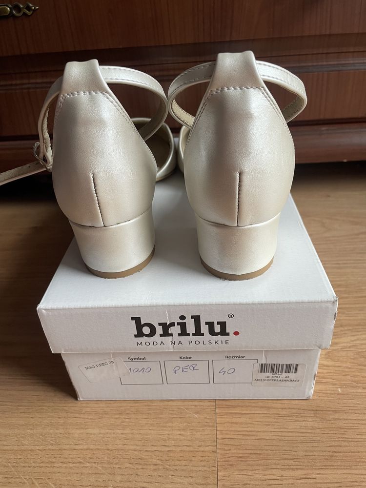 Buty ślubne Brilu model henrietta