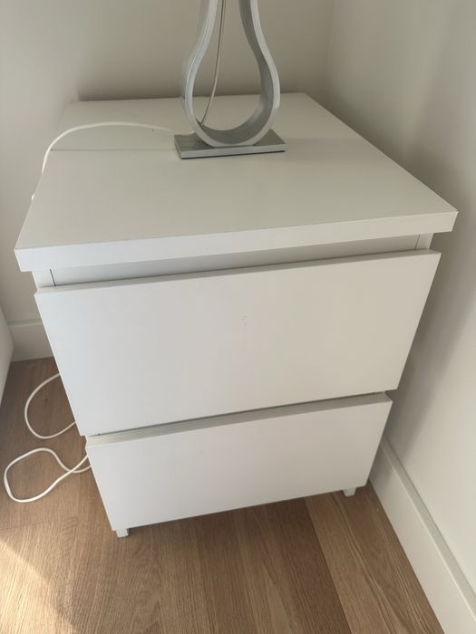 Mesa de cabeceira MALM Ikea