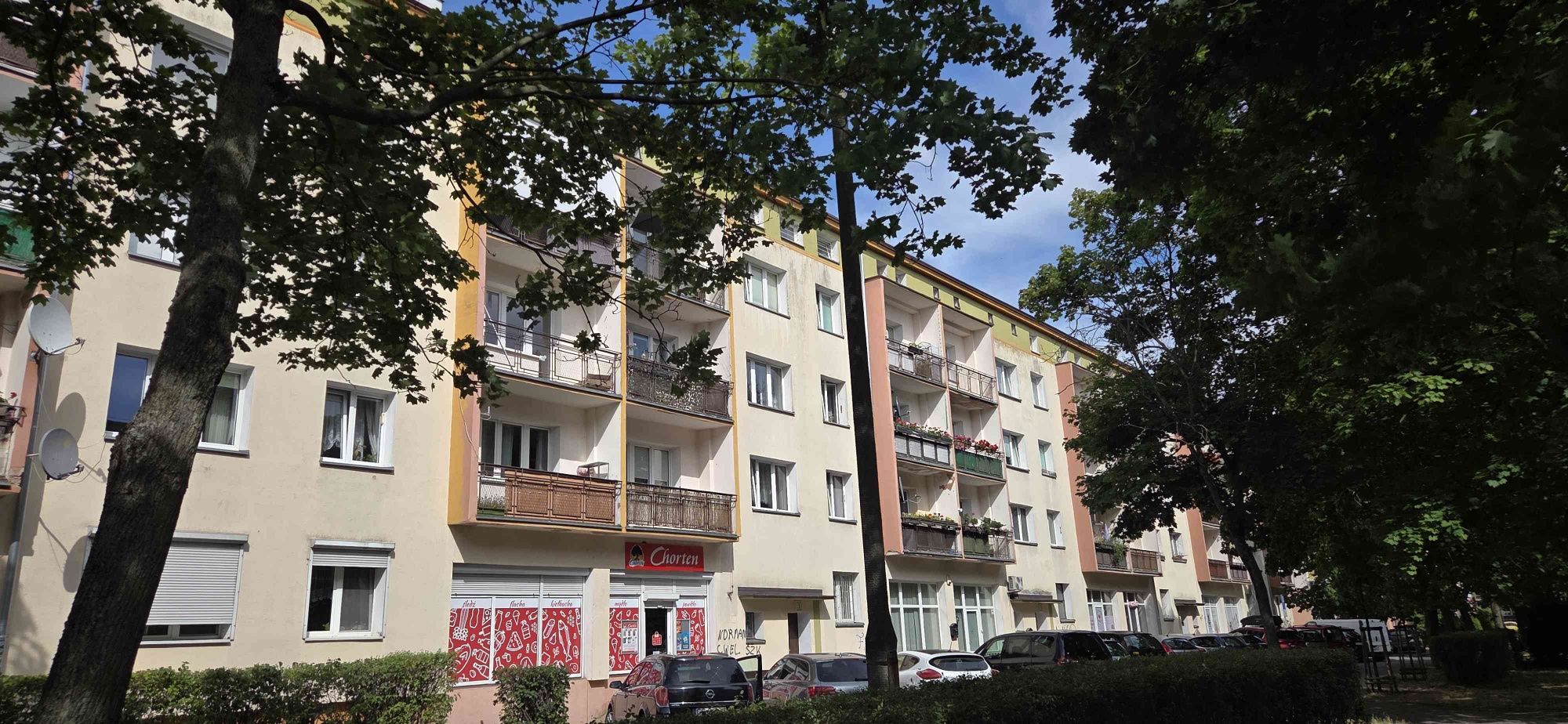 Prywatnie, po remoncie, Kapuściska, duza loggia z widokiem zieleń
