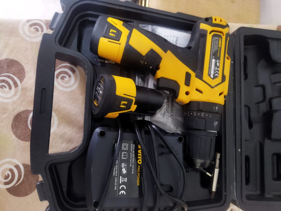 Aparafusadora 12v c/função martelo