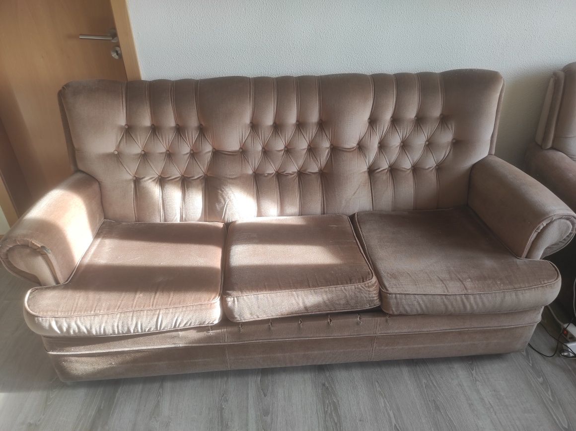 Sofá cama + poltronas