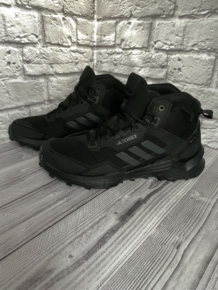 Adidas terrex ax4 mid gore-tex