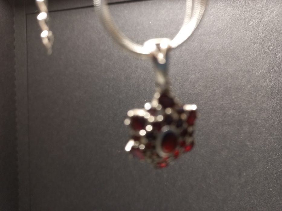 Підвіска срібло з гранатом