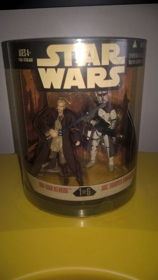 Star Wars 1 of 6 Order 66 Obi-Wan Kenobi ARC Trooper Commander Hasbro