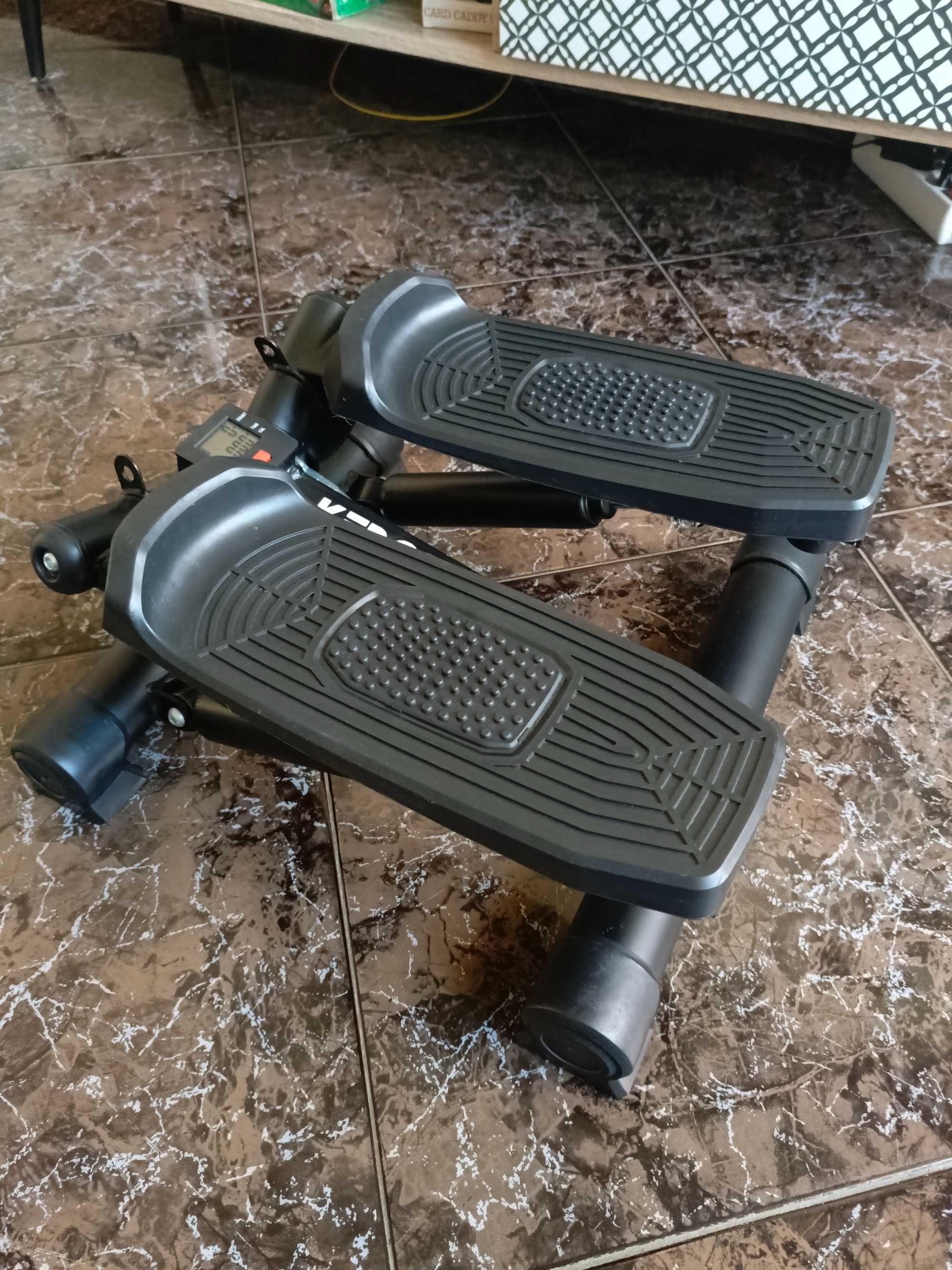 Mini Stepper Com Tela Multifuncional Novo