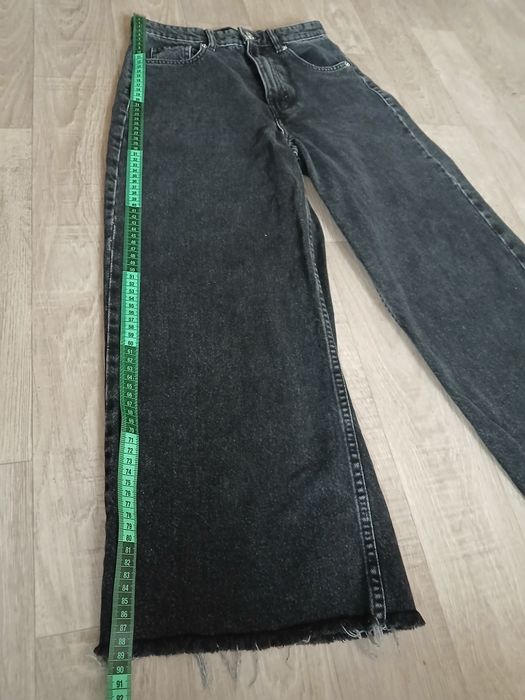 Джинси ZARA 34 розмір