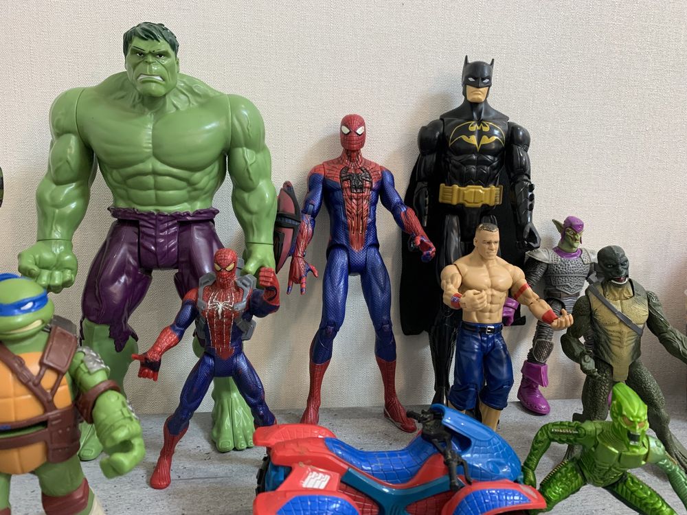 Іграшки Hasbro marvel людина павук человек паук Халк гоблін