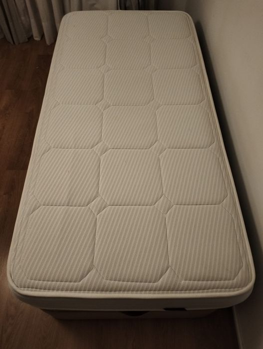 Sommier + Colchão