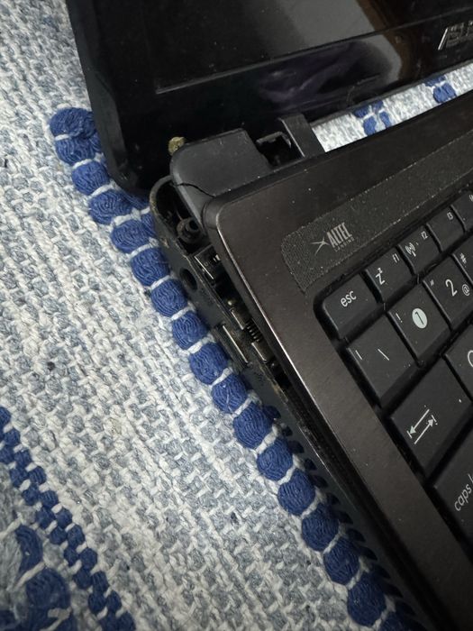 Portable devices for parts64168944269955122